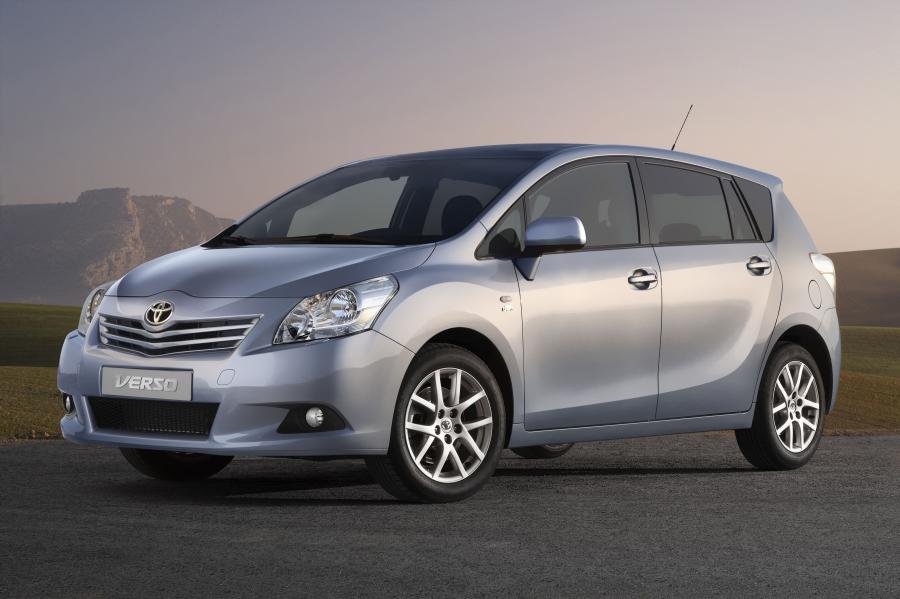  Toyota Verso 2009 года  (фото 24 из 65)